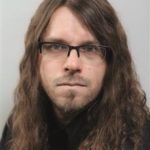 Henkilökuva Teemu Santonen.
