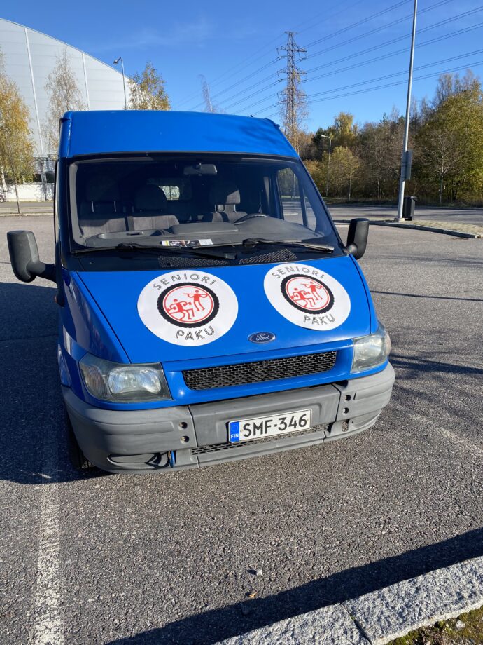 kuva senioripakusta.
