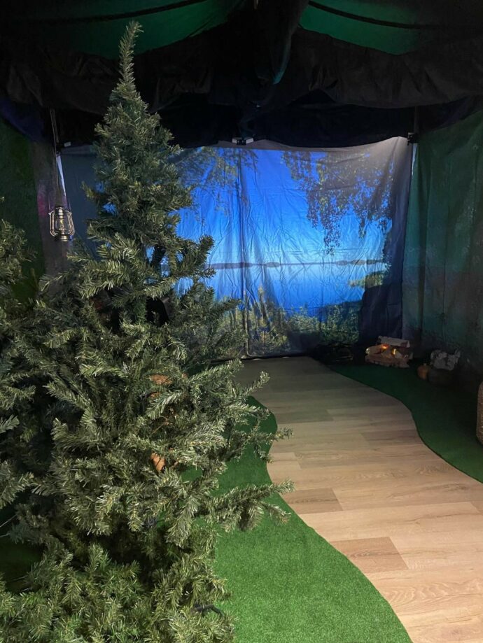 kuva metsäteemaisesta elämysnurkasta.