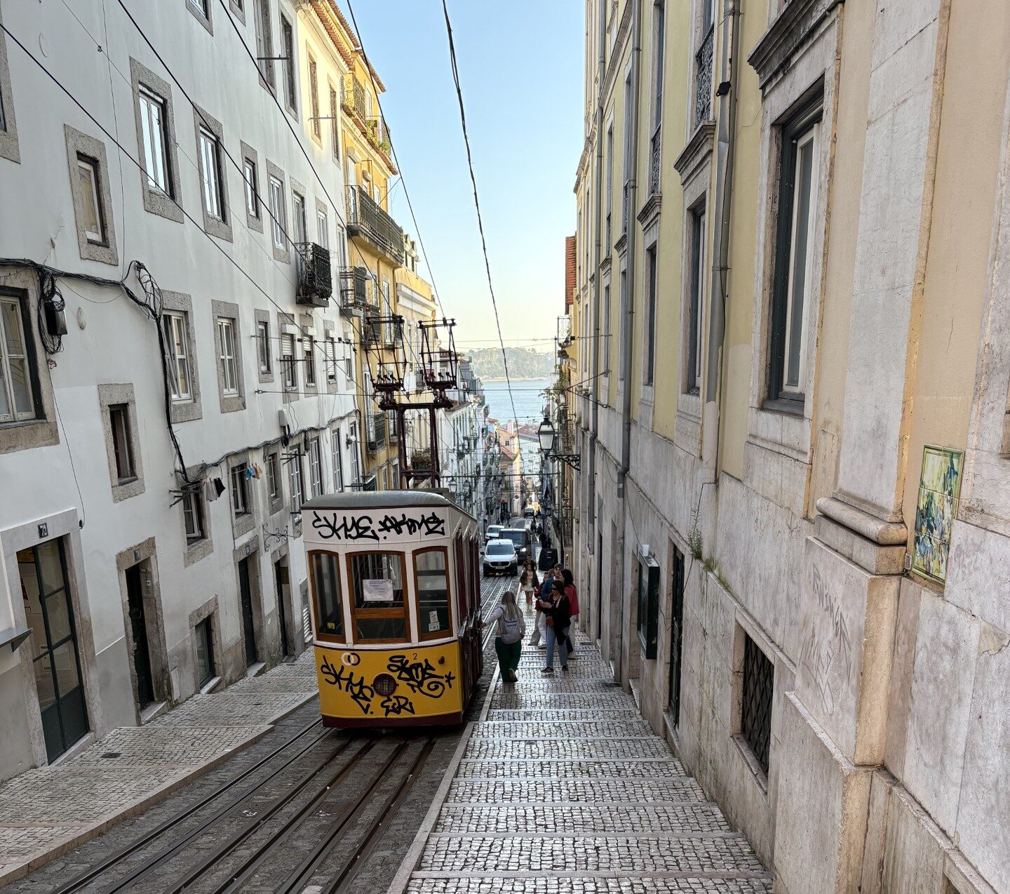 funicular.